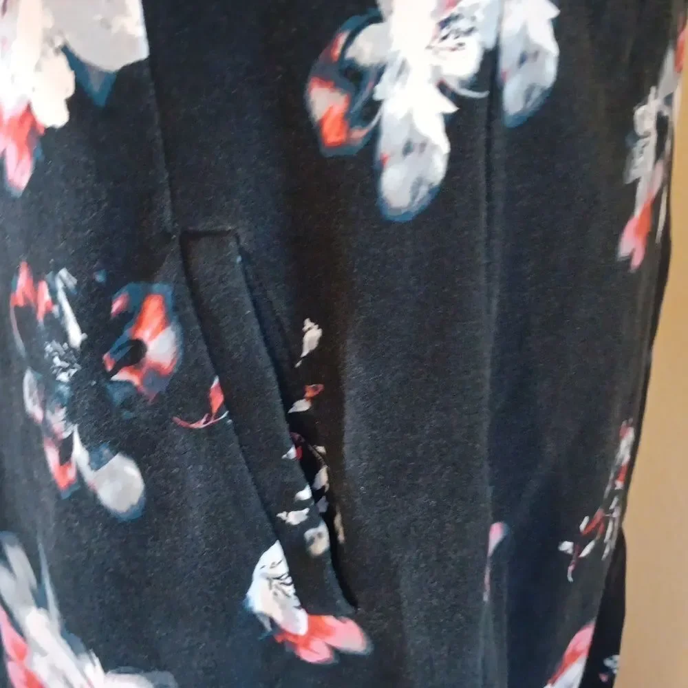 Lands' End Dark Floral Sleeveless Ponte Dress - Picture 5 of 11